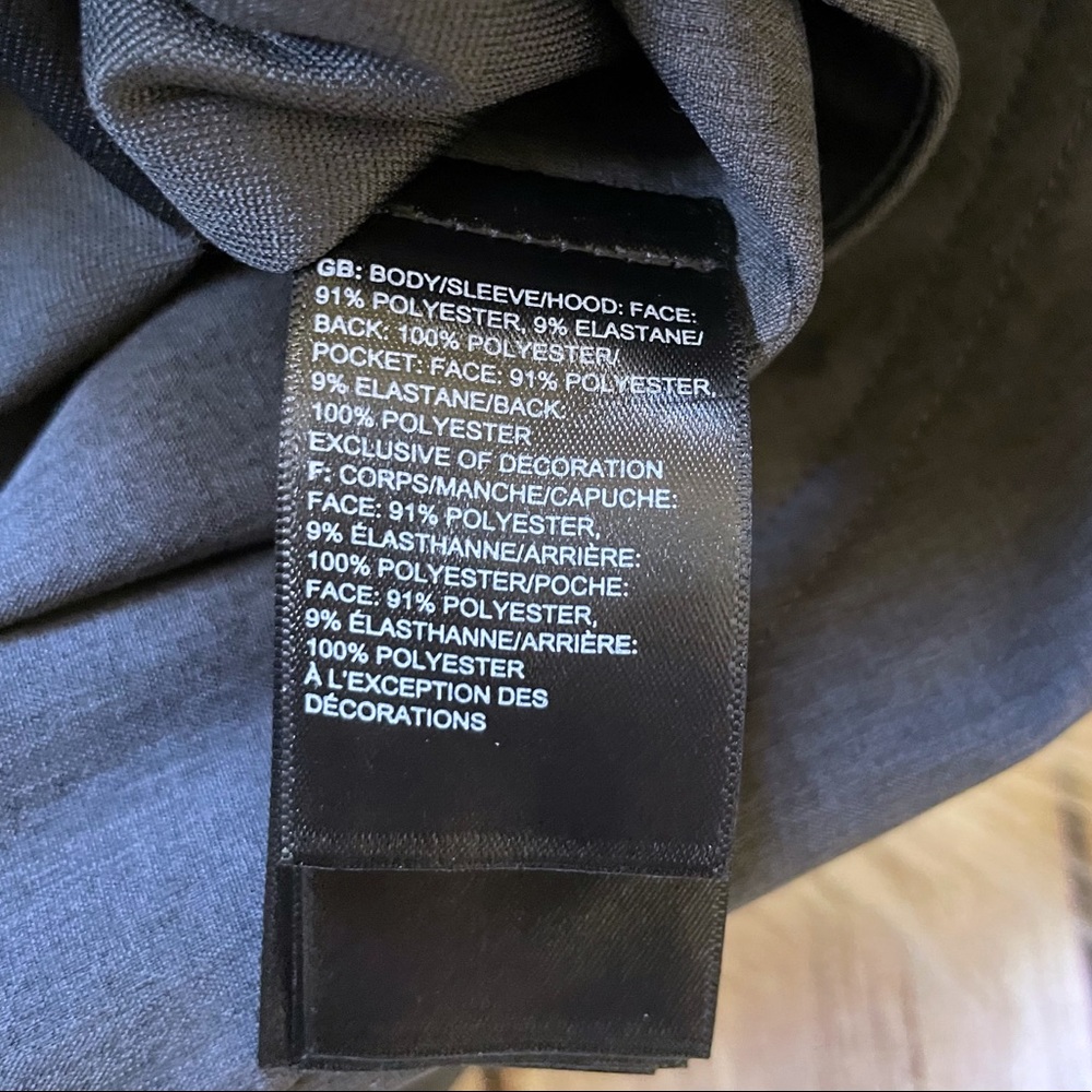 The North Face Men’s Apex Flex DryVent Waterproof Jacket In Grey - Picture 8 of 8